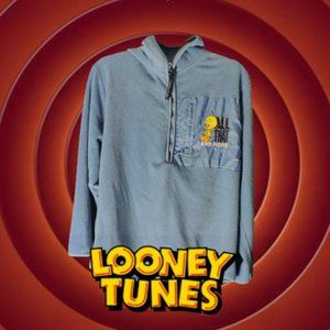 Woman's :Looney Tunes Medium Size Fleece Sweater